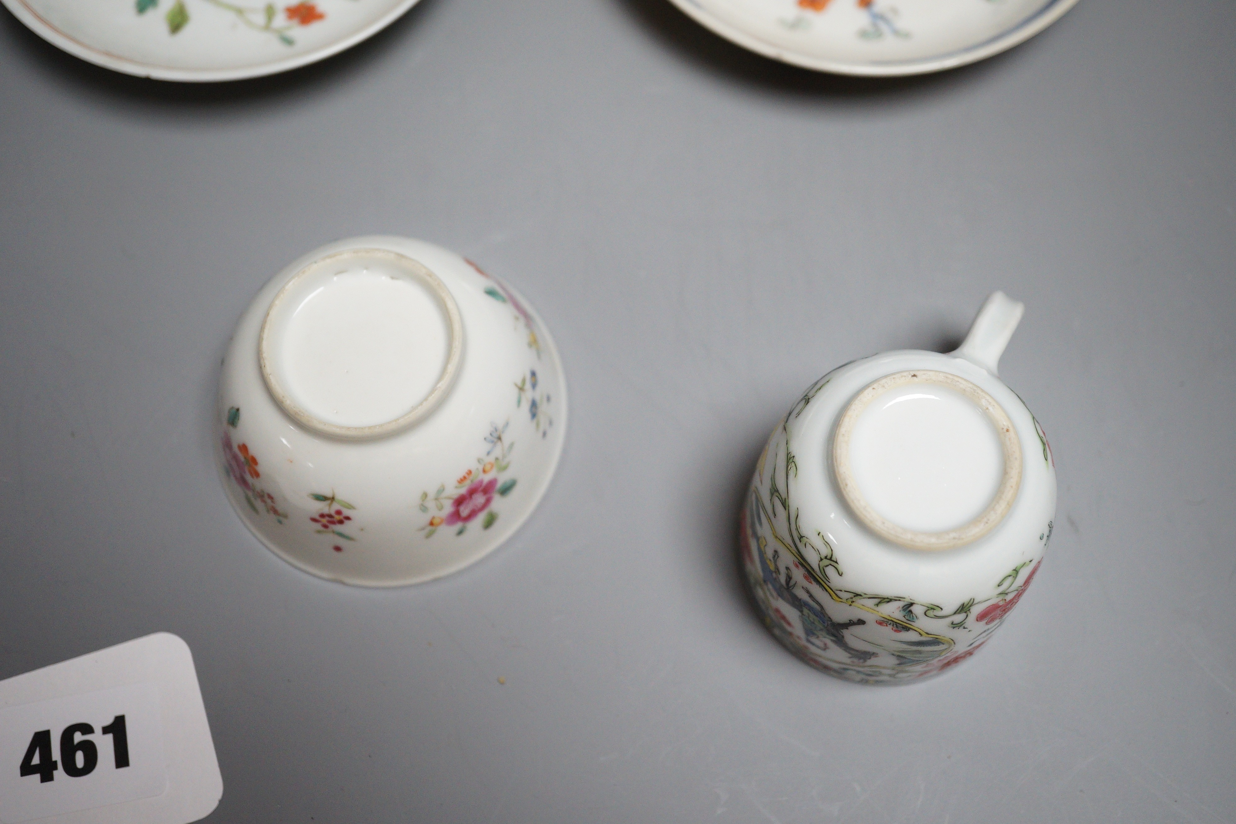 Assorted 18th century Chinese export teabowls, cups and saucers (10)